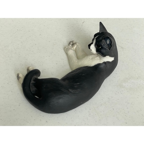 Black And White Cat Figurine Vintage Resin Made In England High Quality 7" - Picture 7 of 8